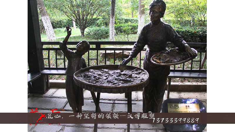 铸铜人物雕像,人物养蚕铜雕,铸铜雕塑
